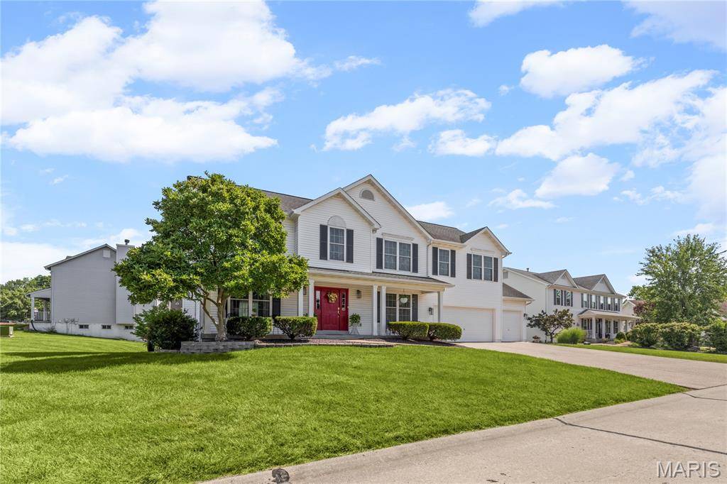 32 Lisa Nicole CT, St Peters, MO 63376