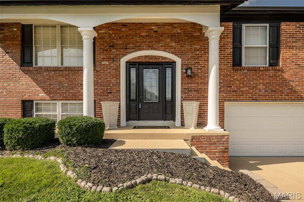 4759 Bramble Berry DR, St Louis, MO 63129