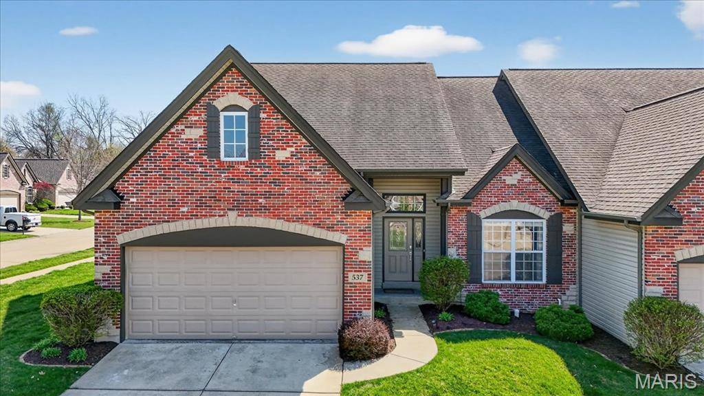537 Sgt Pepper DR, St Peters, MO 63376