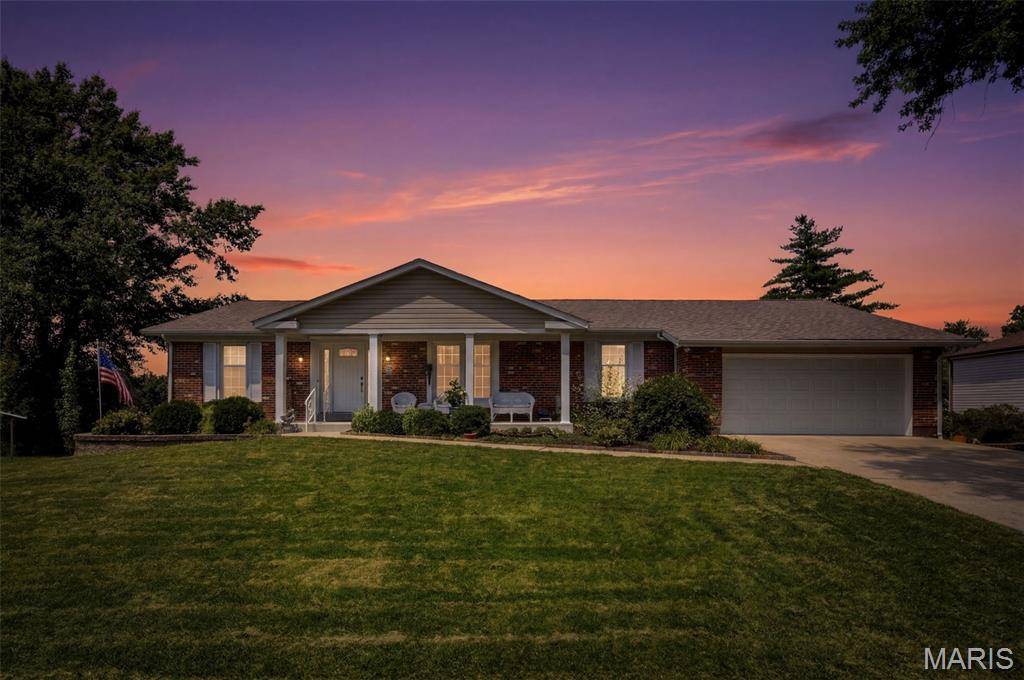 273 Prince Towne DR, St Louis, MO 63141