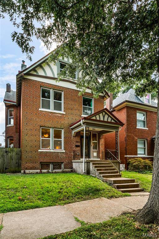 3662 Humphrey ST, St Louis, MO 63116