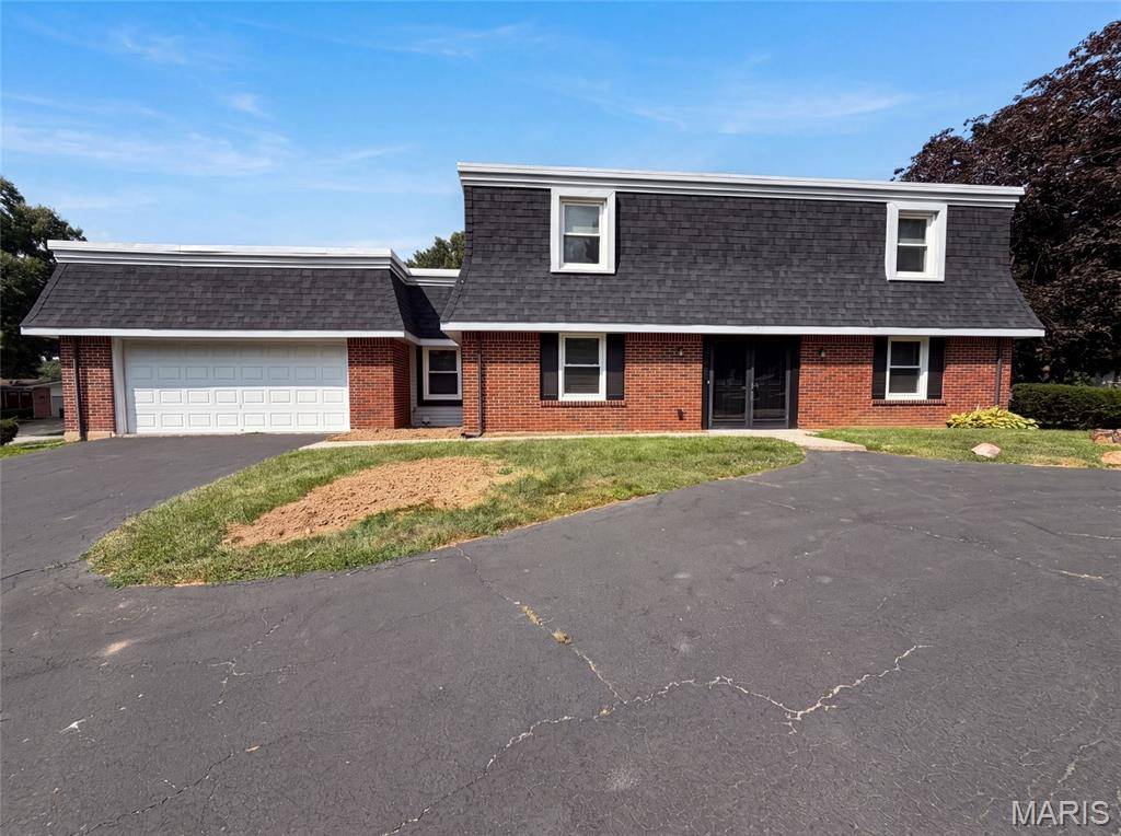 59 Sable CT, Lake St Louis, MO 63367