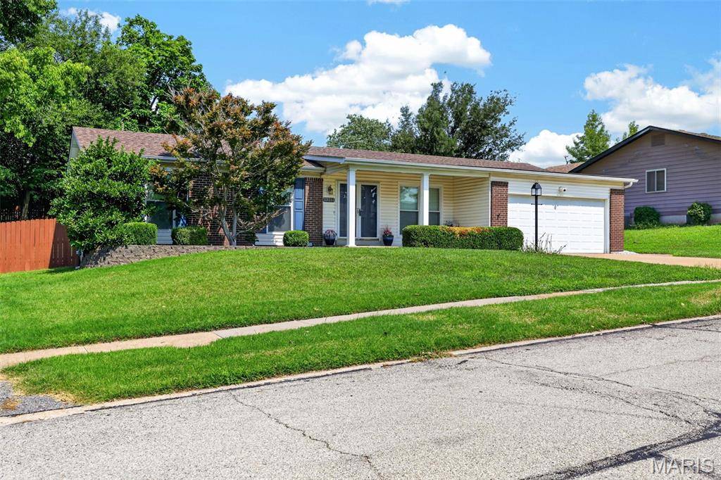 13211 Windygate LN, St Louis, MO 63146