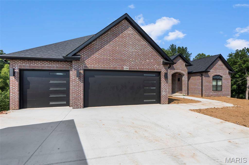 139 Kingfisher CT, Cape Girardeau, MO 63701