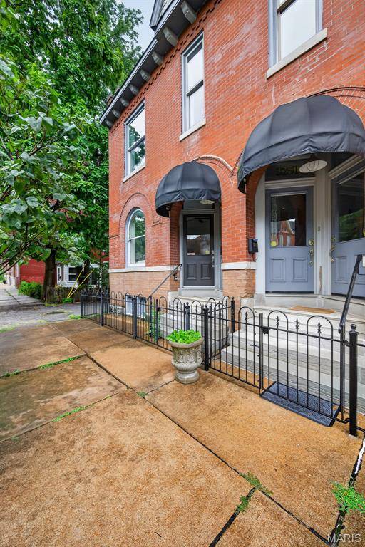 3248 California AVE, St Louis, MO 63118