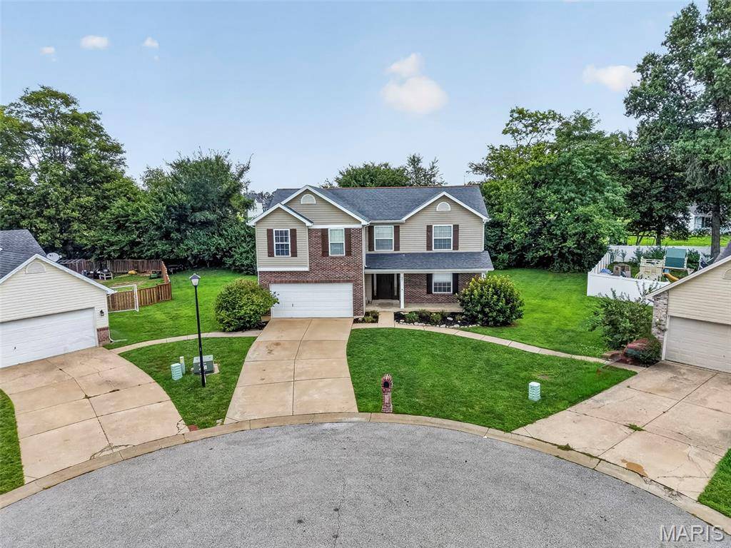 37 Majestic Lakes CT, Moscow Mills, MO 63362