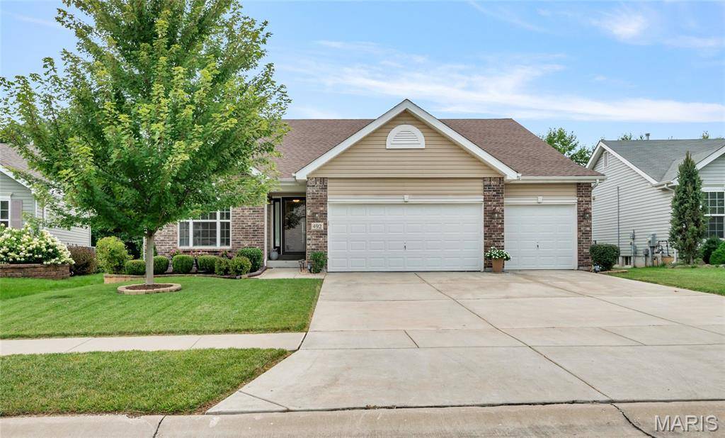 492 Pleasant Breeze DR, Wentzville, MO 63385