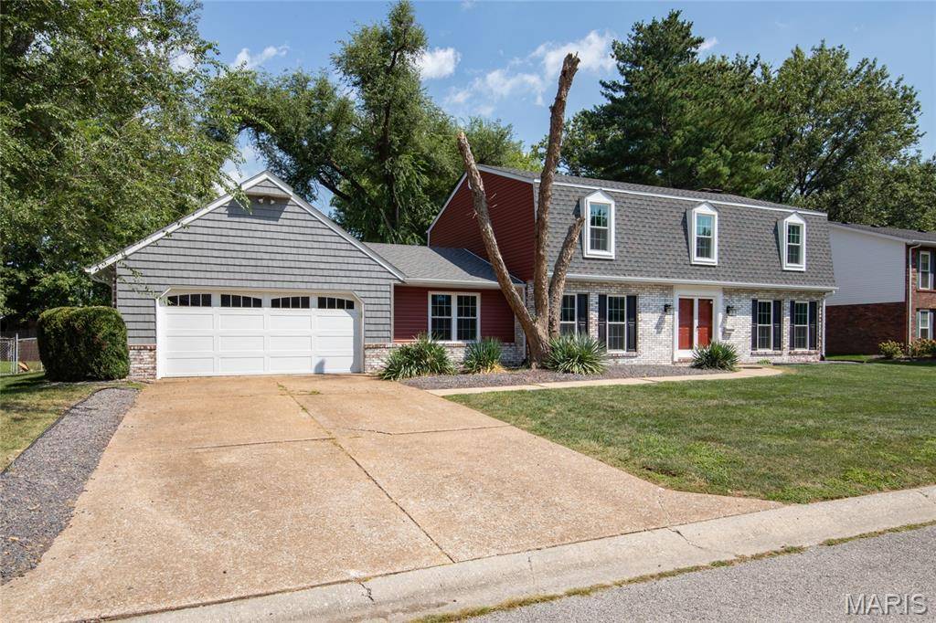 810 Meadowlark DR, O'fallon, IL 62269