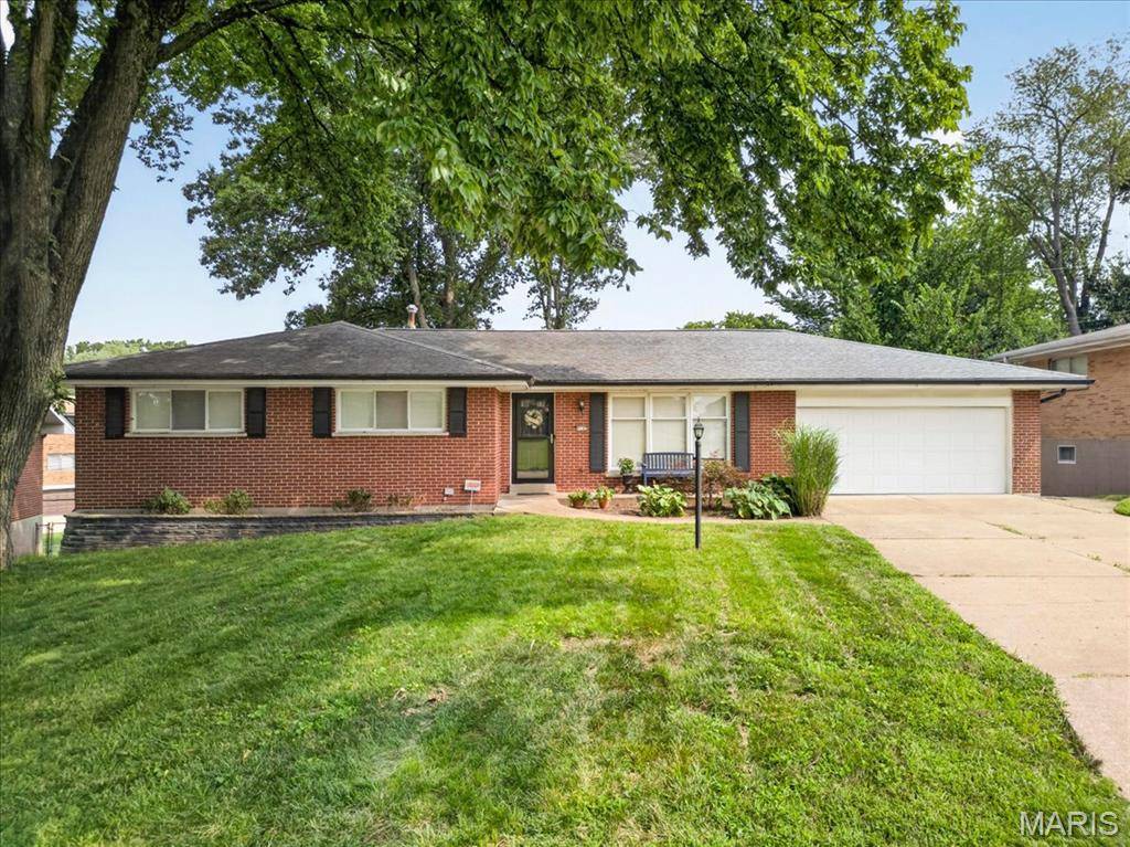 9145 Missy CT, St Louis, MO 63123