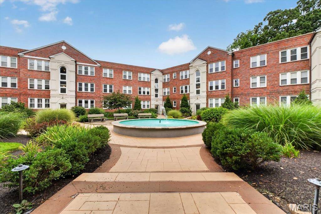 7745 Kingsbury BLVD #12, Clayton, MO 63105