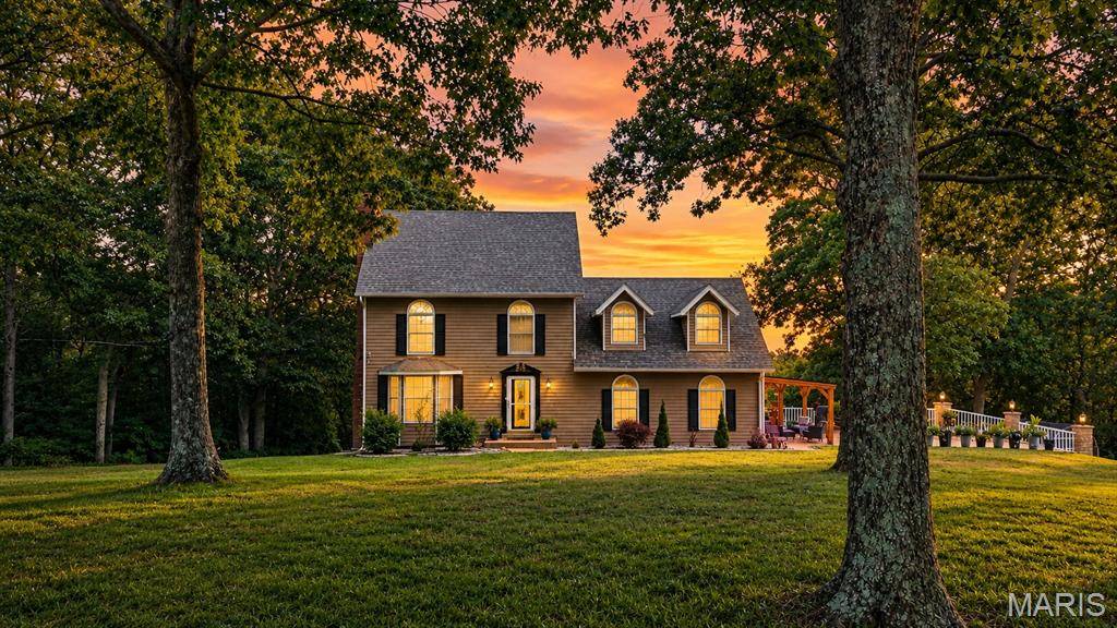 2365 Rock N Horse Farms DR, Festus, MO 63028