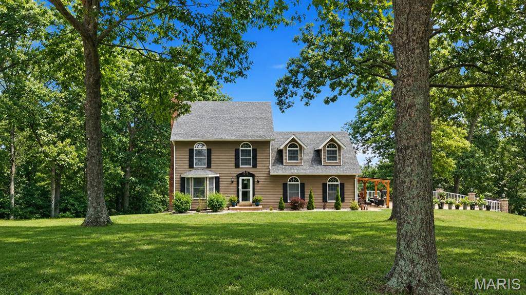 2365 Rock N Horse Farms DR, Festus, MO 63028