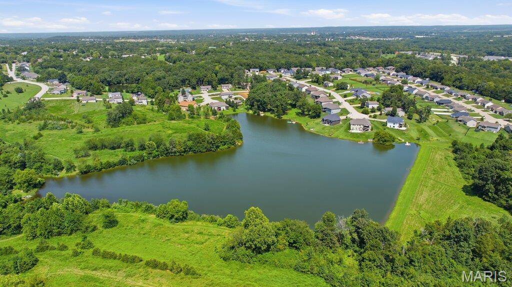 550 Crestfall DR, Washington, MO 63090