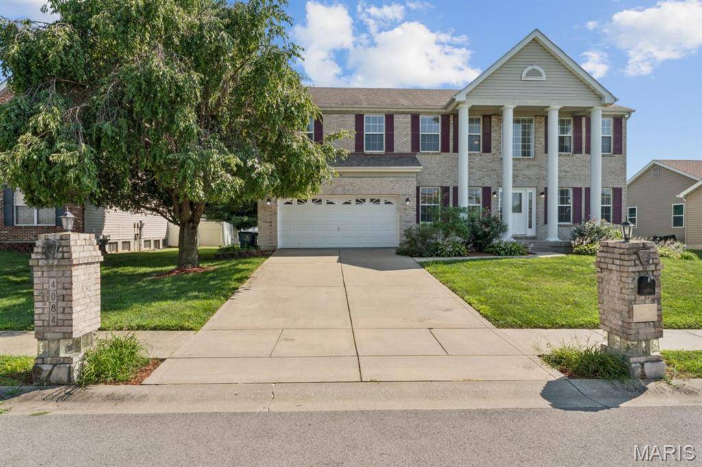 4084 Bassen DR, Swansea, IL 62226