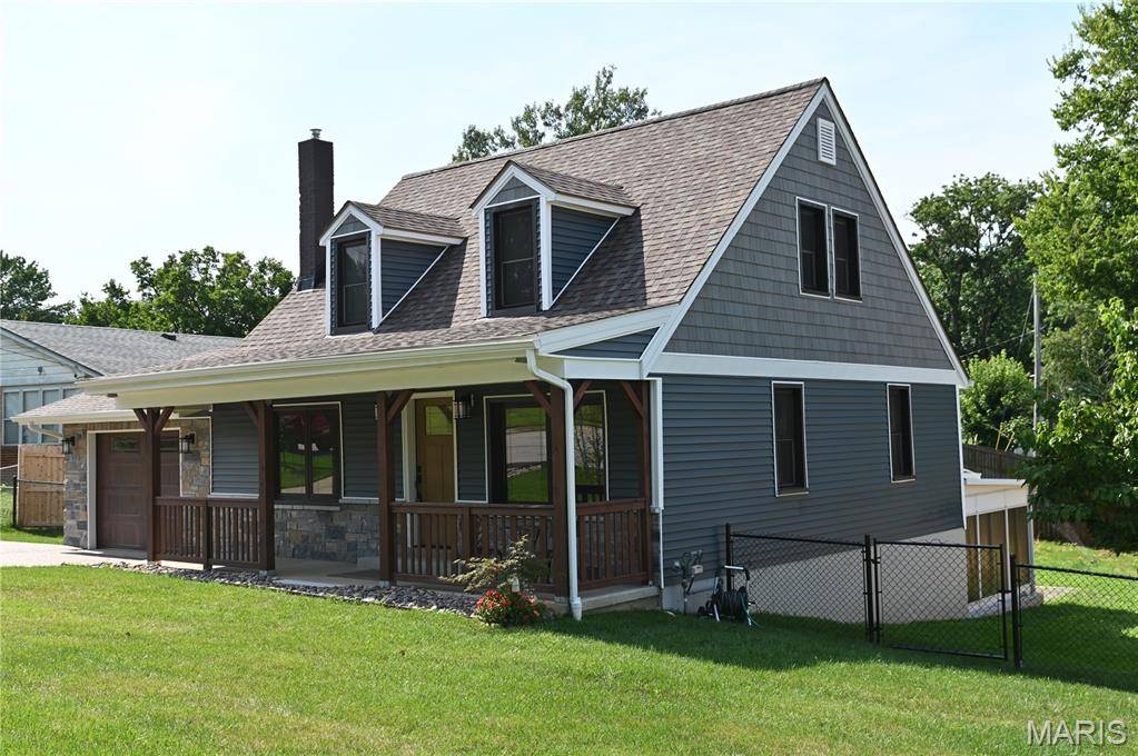 939 Rayburn AVE, Crestwood, MO 63126