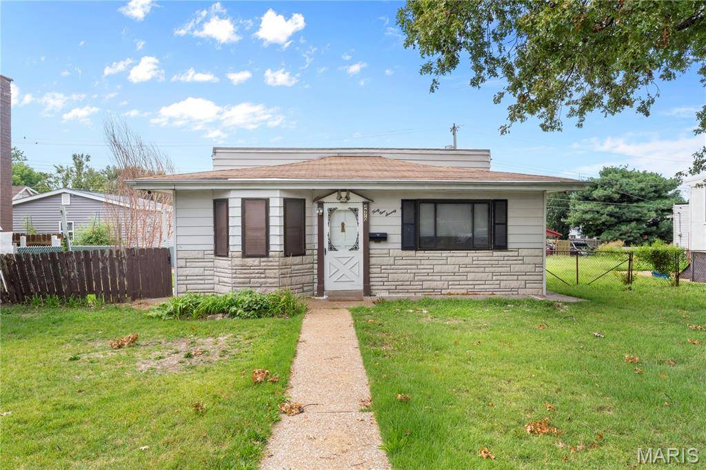 4970 Quincy ST, St Louis, MO 63109