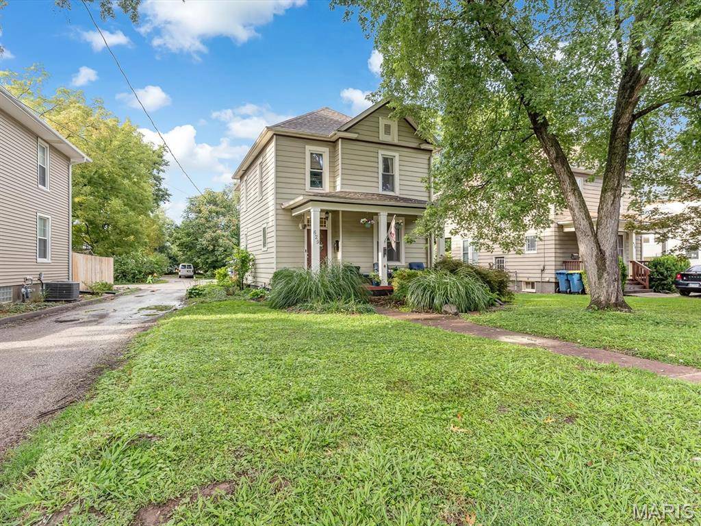 629 E Vandalia ST, Edwardsville, IL 62025