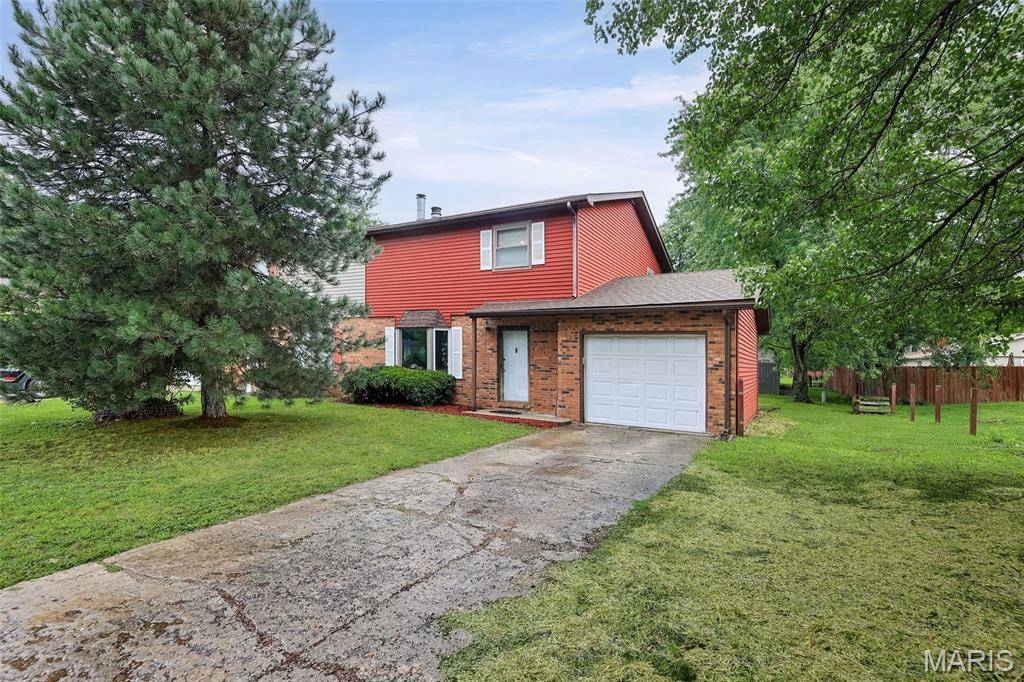 711 Fort Henry RD, Belleville, IL 62221