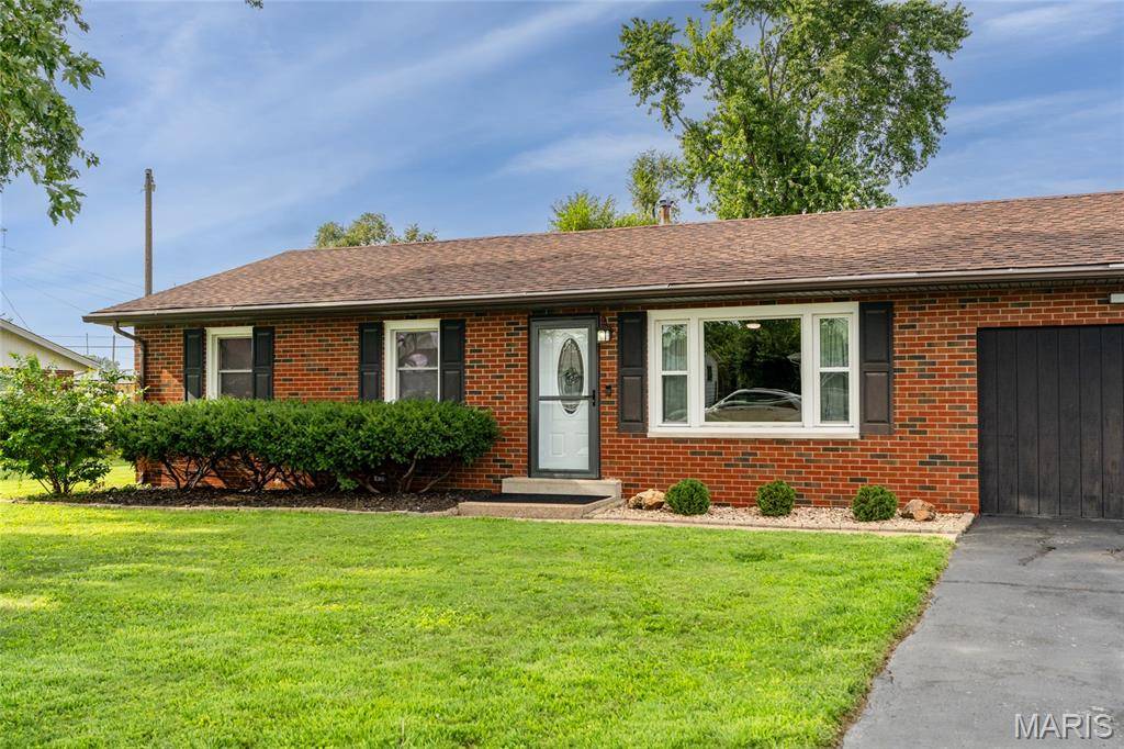 3705 Ruth DR, Granite City, IL 62040