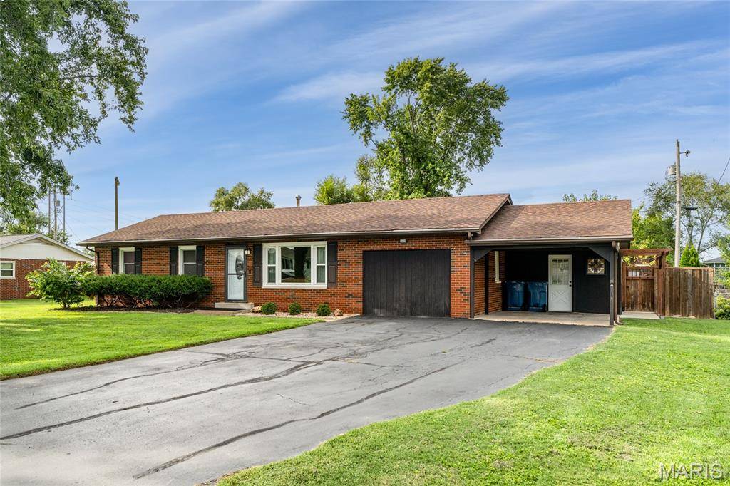 3705 Ruth DR, Granite City, IL 62040