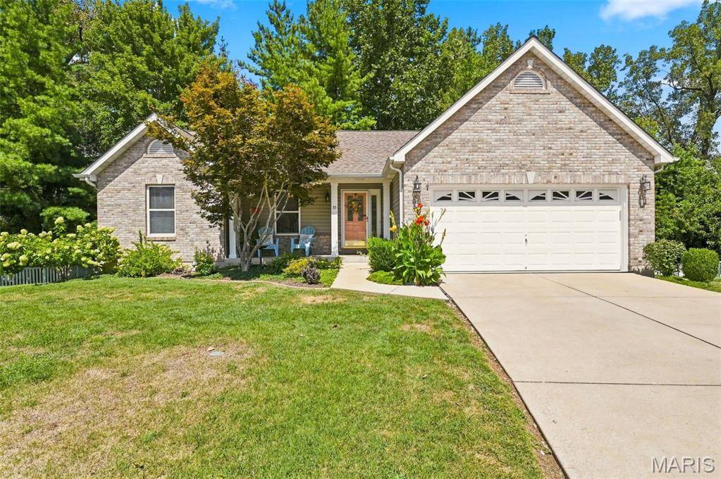 55 Treeshade CT, St Peters, MO 63376