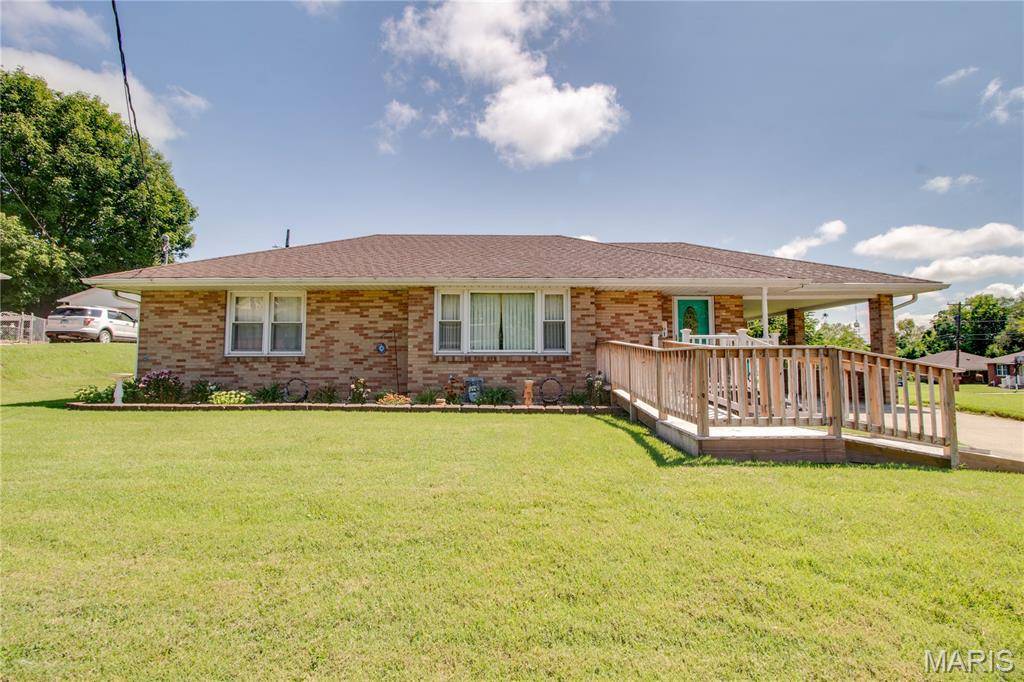 201 Longfellow AVE, Alton, IL 62002
