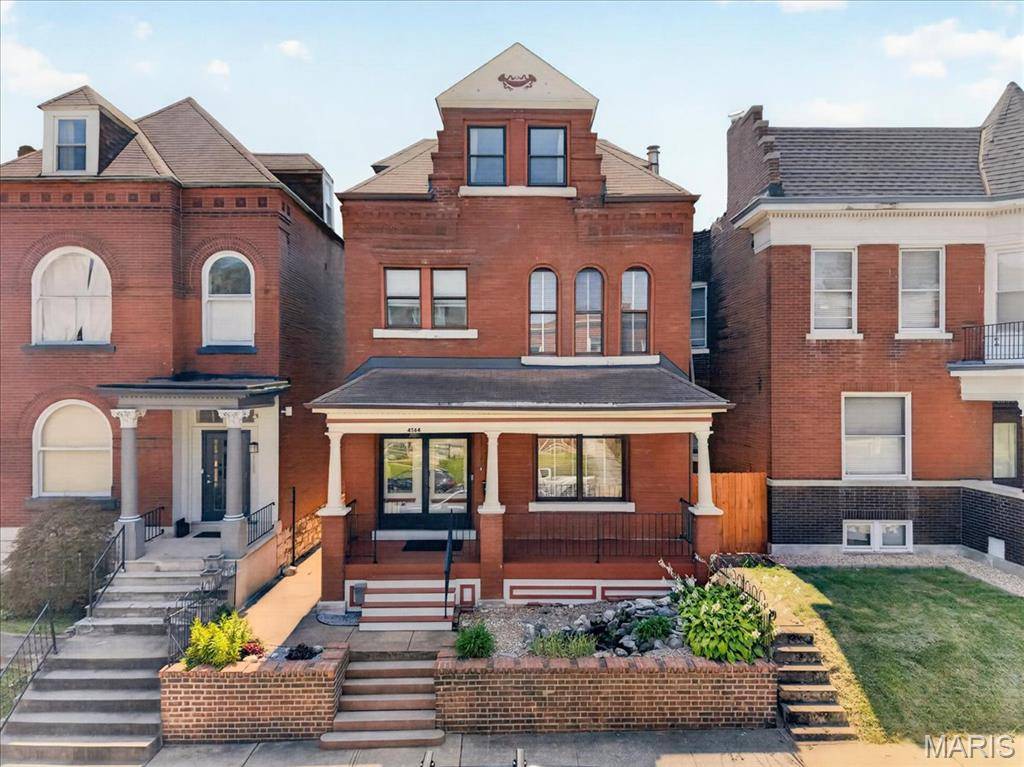 4564 Gibson AVE, St Louis, MO 63110