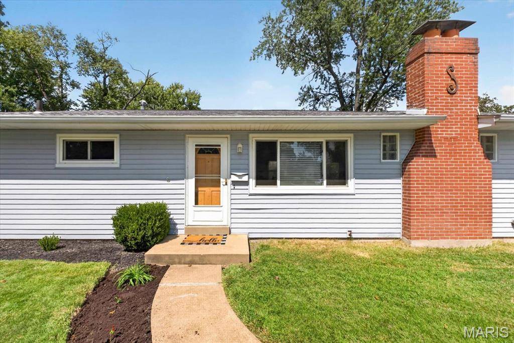 4725 Candace DR, St Louis, MO 63123
