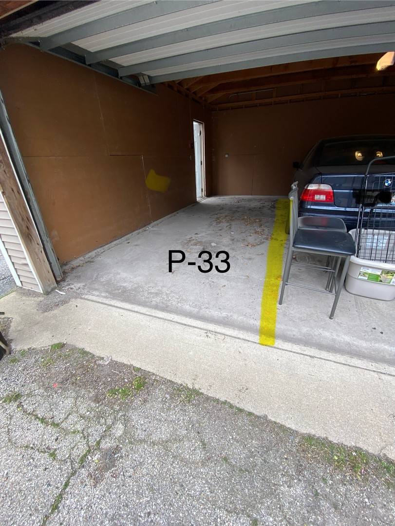 2720 W CORTLAND ST #P-33, Chicago, IL 60647