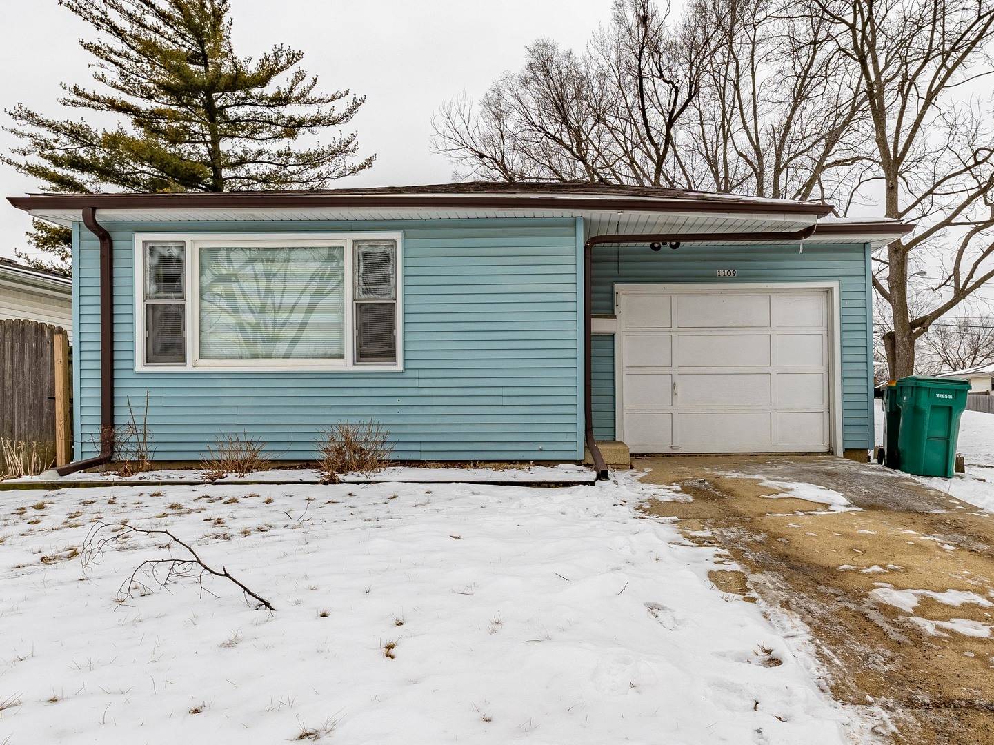 1109 Frederick ST, Joliet, IL 60435