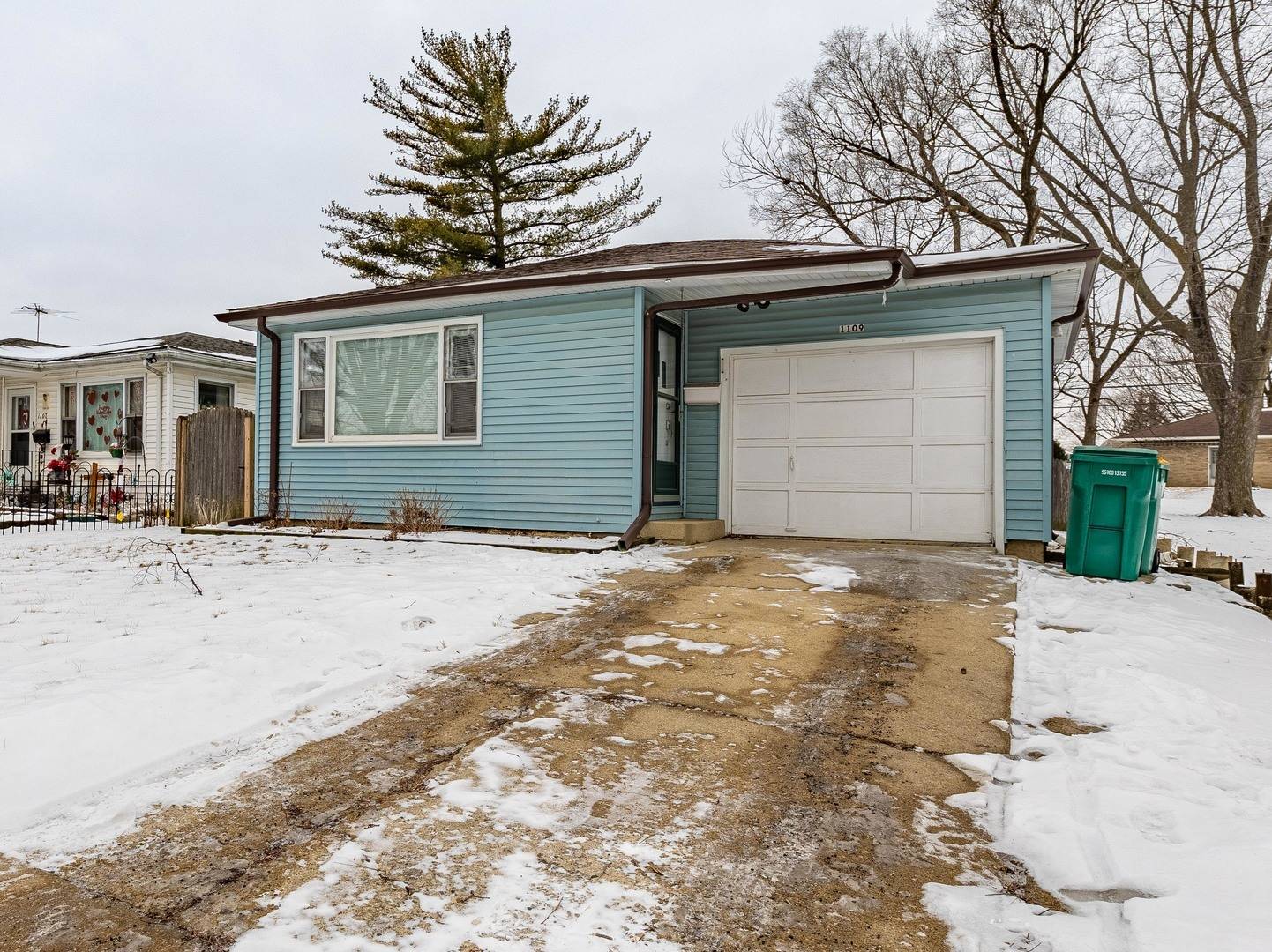 1109 Frederick ST, Joliet, IL 60435