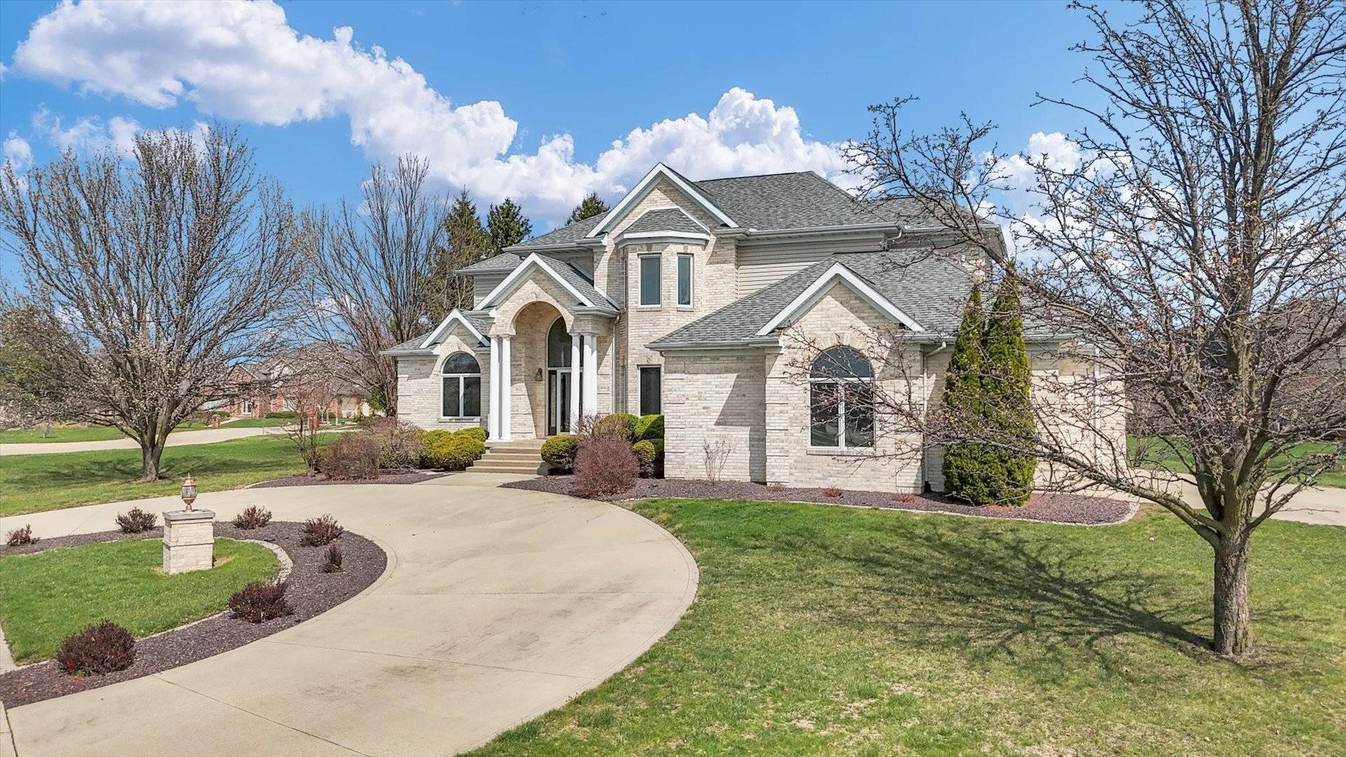 4412 Brittany Trail DR, Champaign, IL 61822