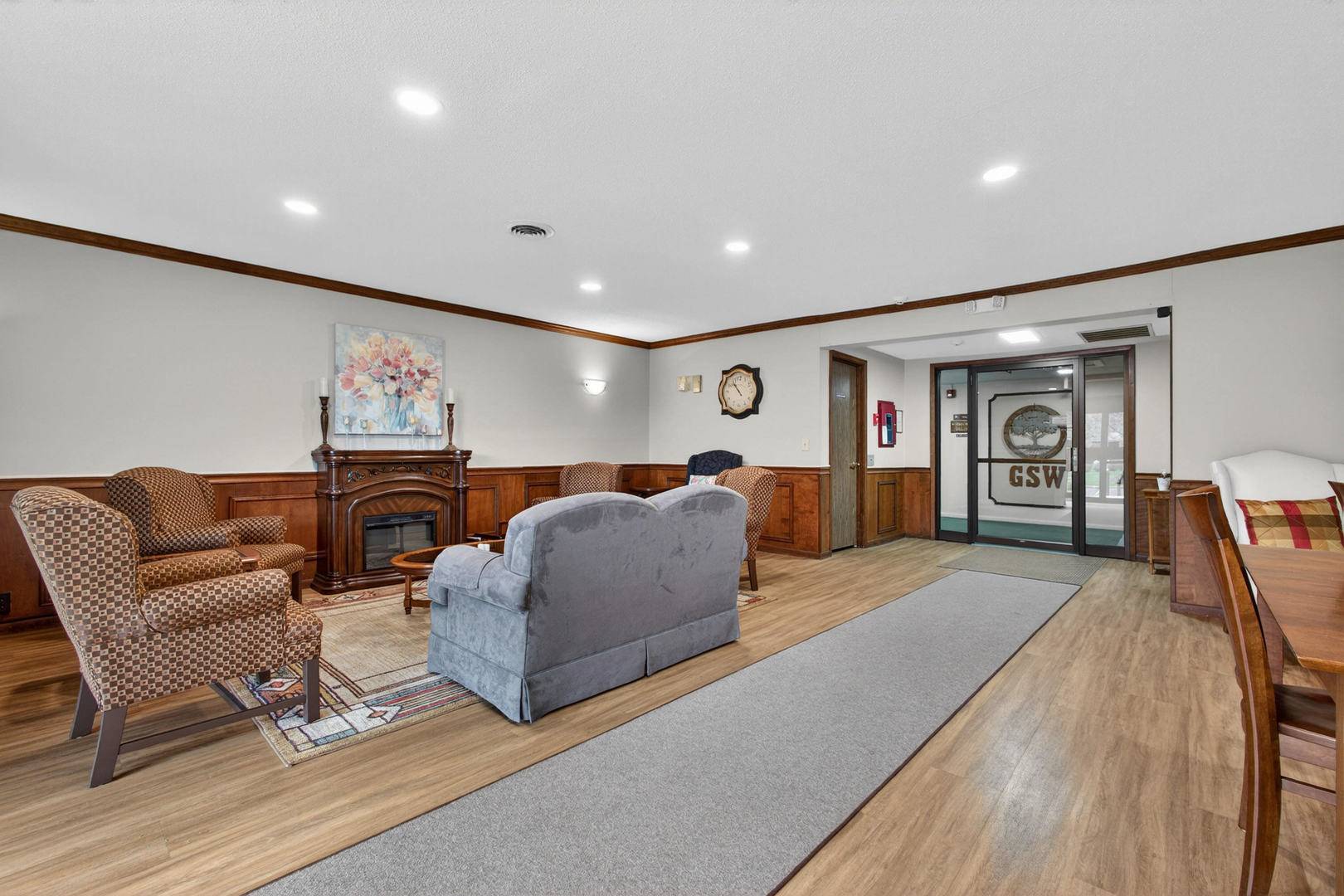 1360 Kimberly Ridge RD #209, Bettendorf, IA 52722