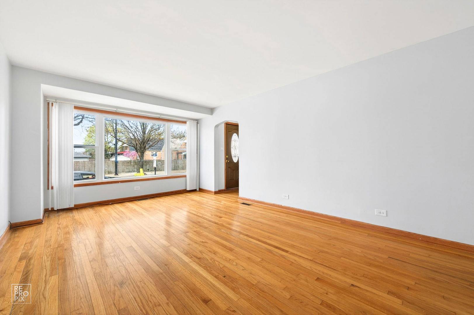 4143 W Marquette RD, Chicago, IL 60629