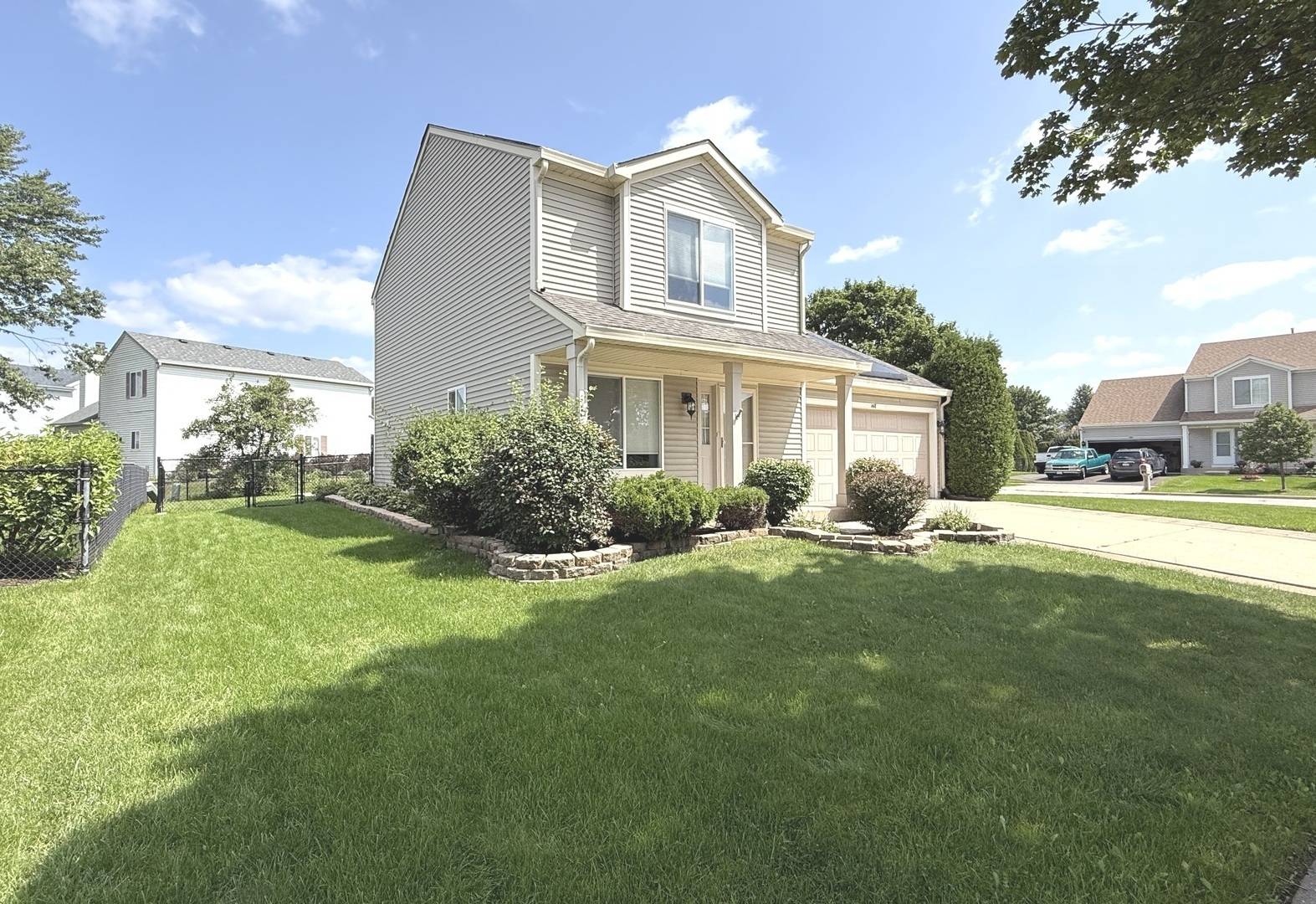 1418 Ridge RD, South Elgin, IL 60177