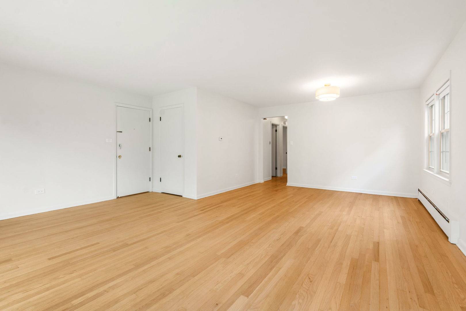 1222 Austin ST #1, Evanston, IL 60202