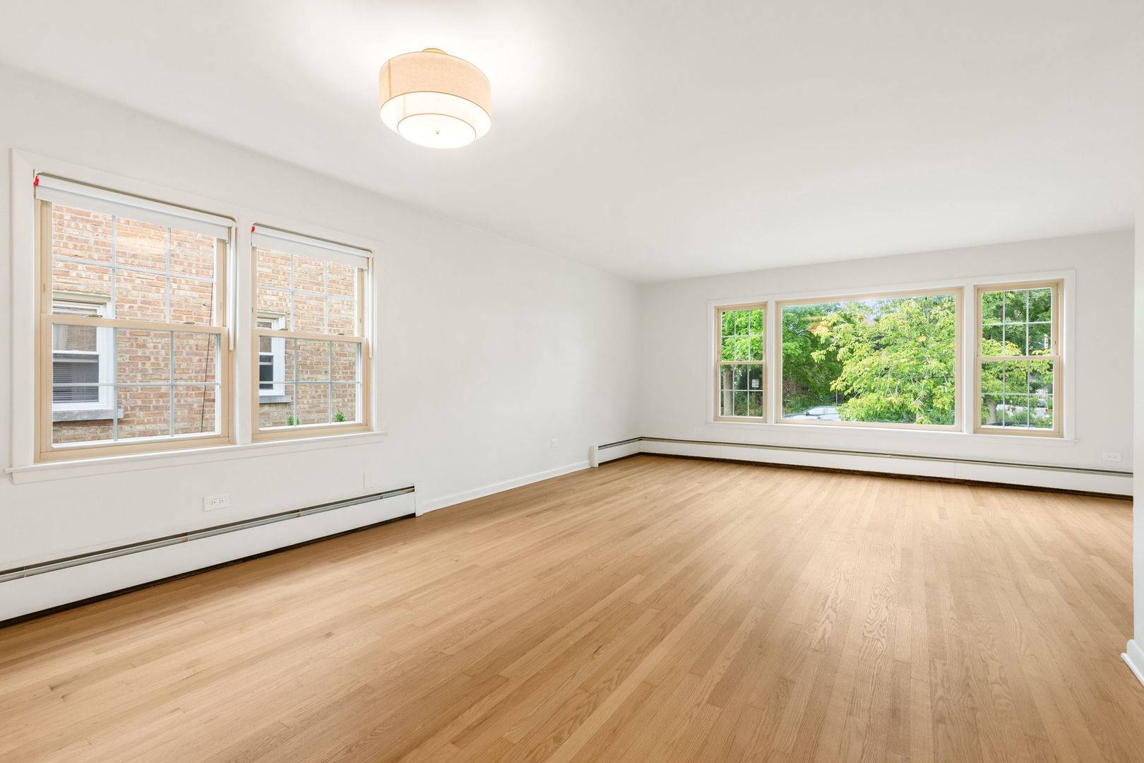 1222 Austin ST #1, Evanston, IL 60202