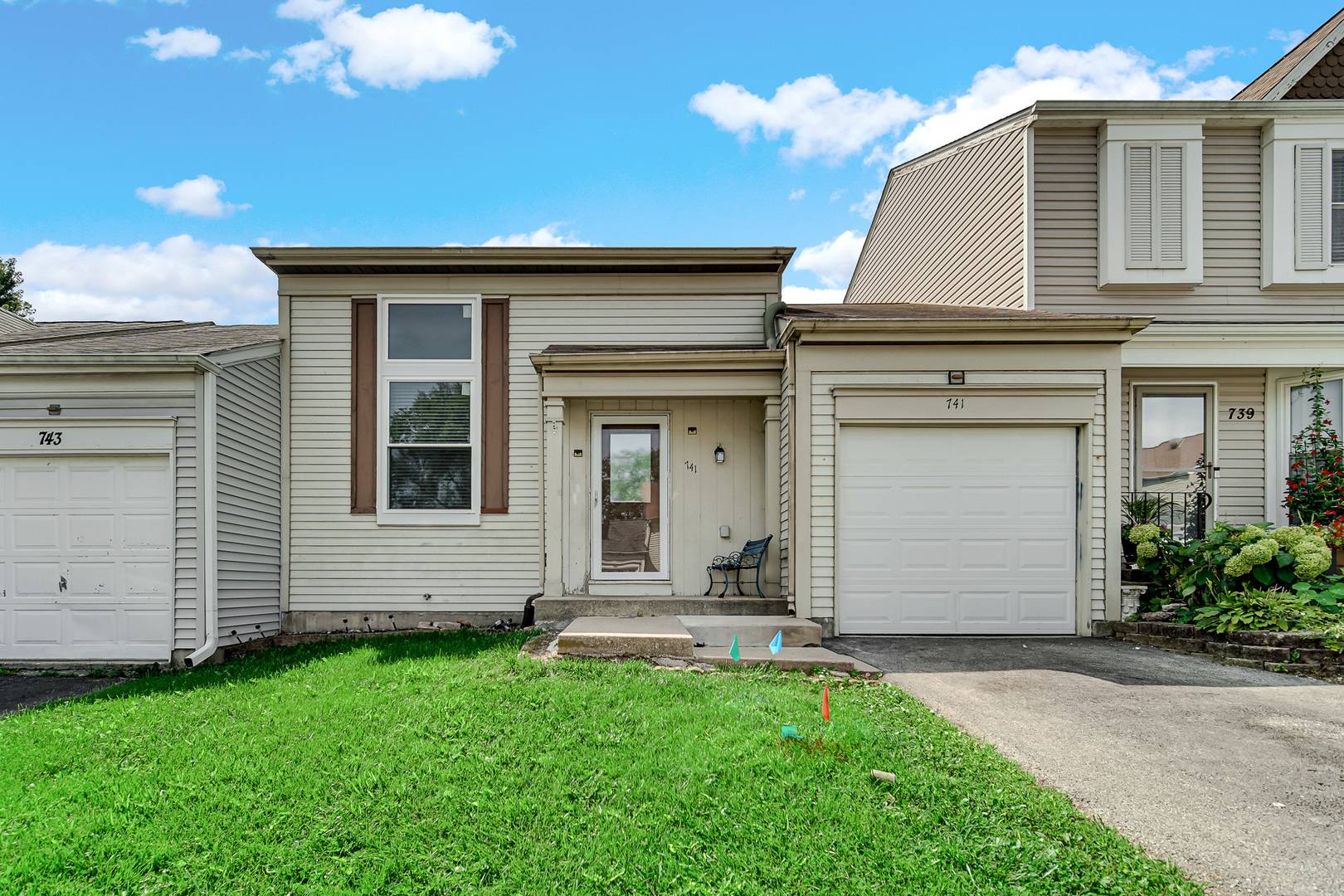 741 Asbury DR, Glendale Heights, IL 60139