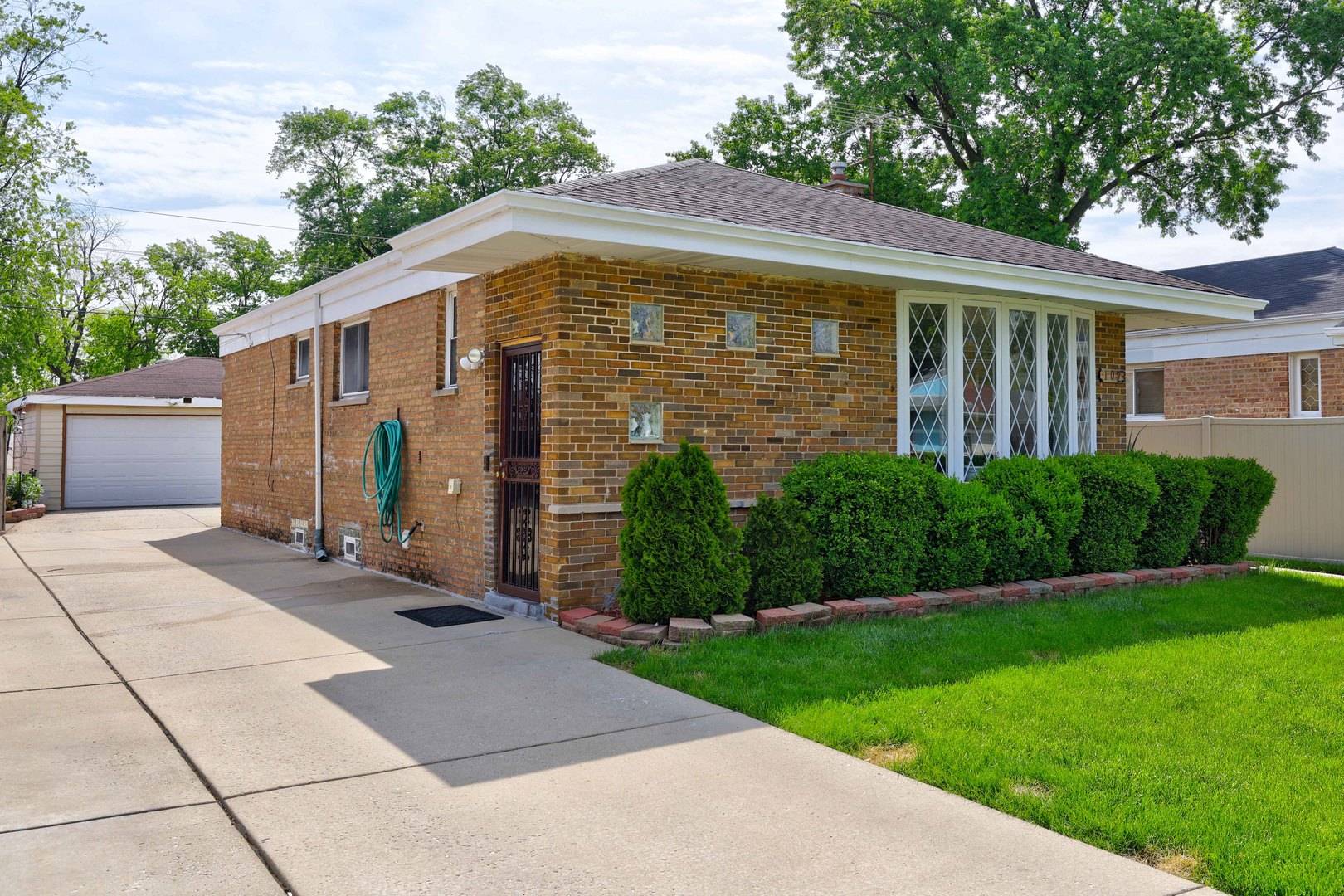 109 Rice AVE, Bellwood, IL 60104