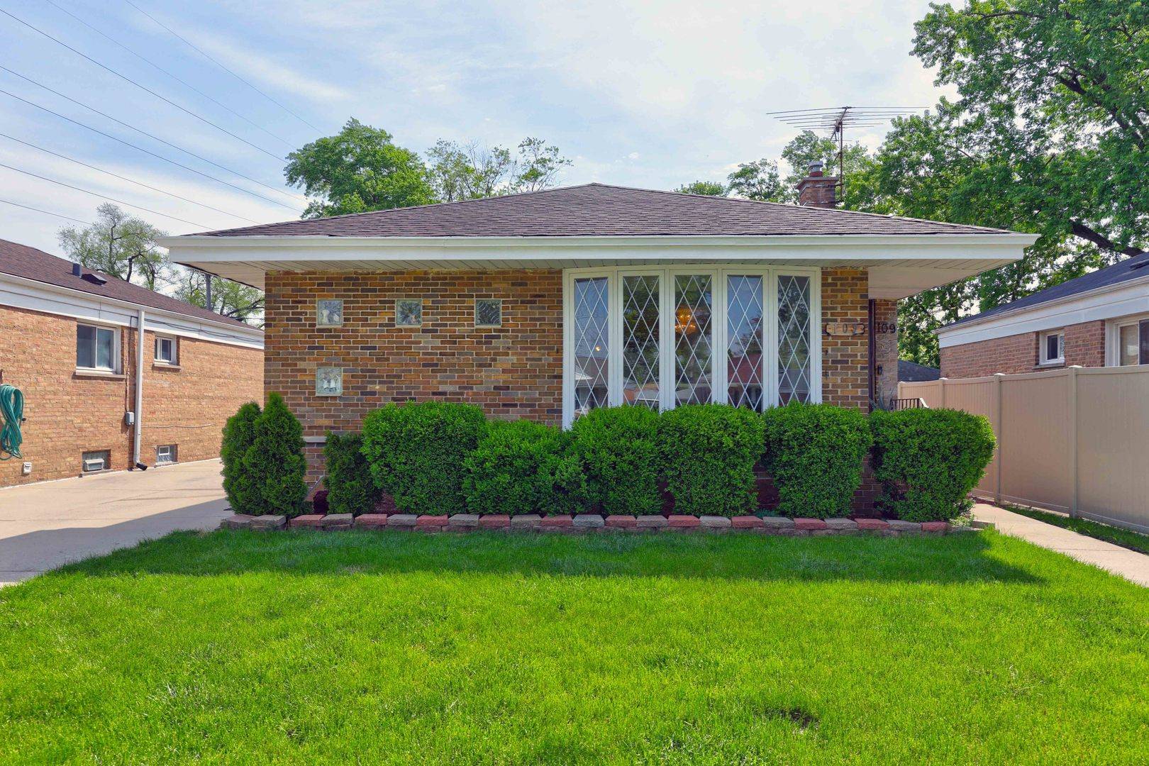 109 Rice AVE, Bellwood, IL 60104