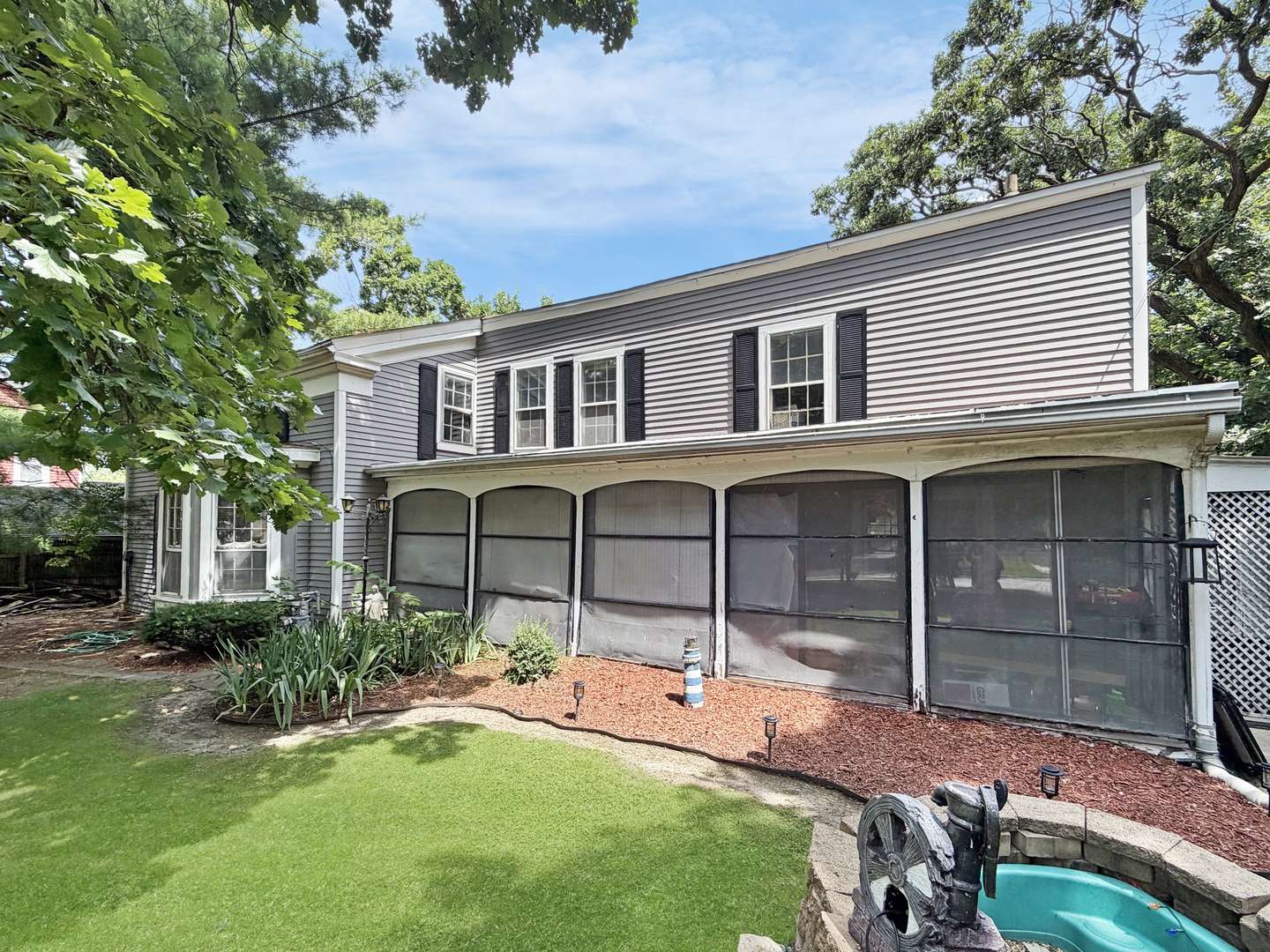 518 E 10th ST, Lockport, IL 60441