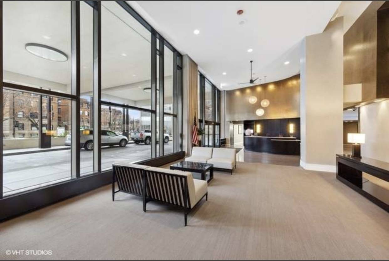 3930 N Pine Grove AVE #1405, Chicago, IL 60613