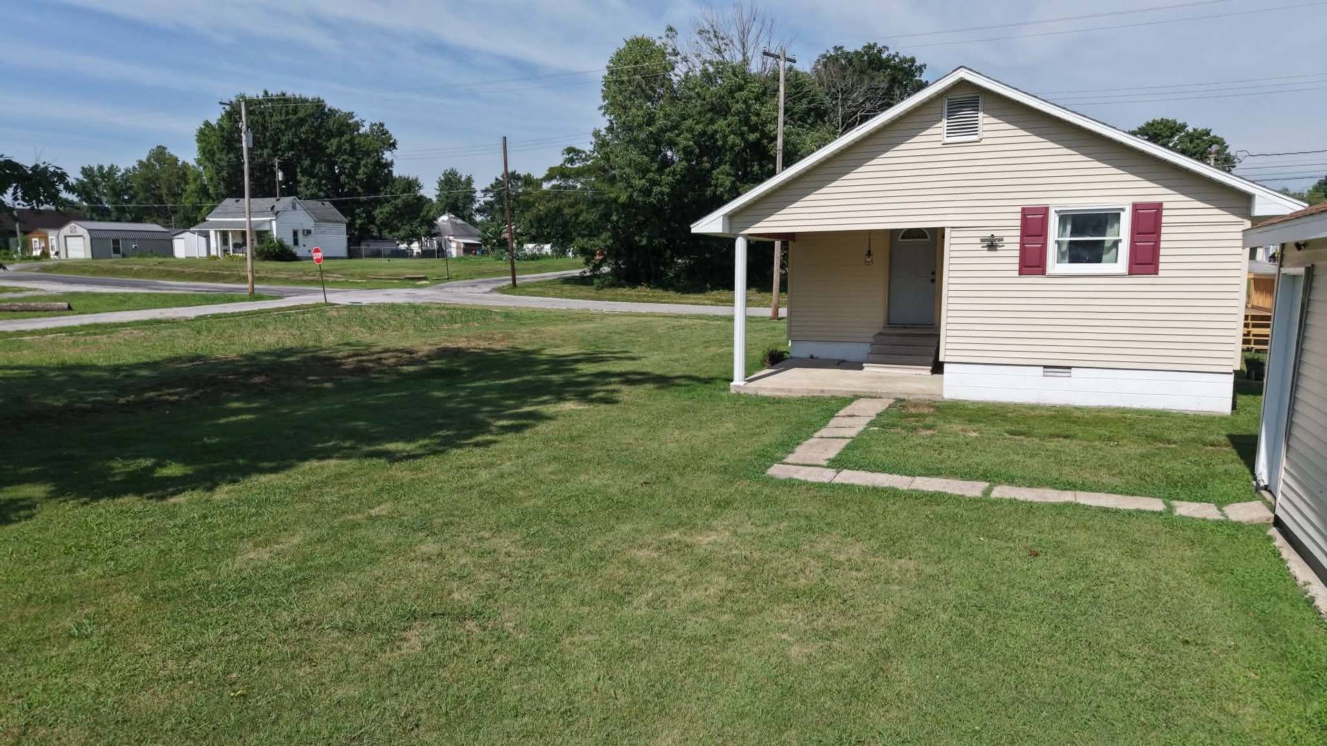 606 S Mulkey ST, Christopher, IL 62822