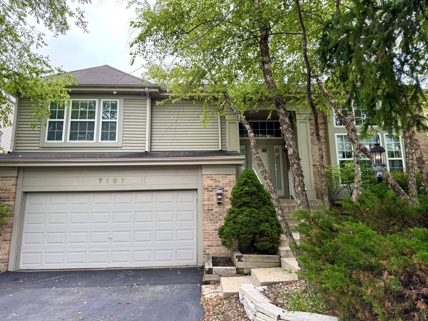 7187 Dada DR, Gurnee, IL 60031
