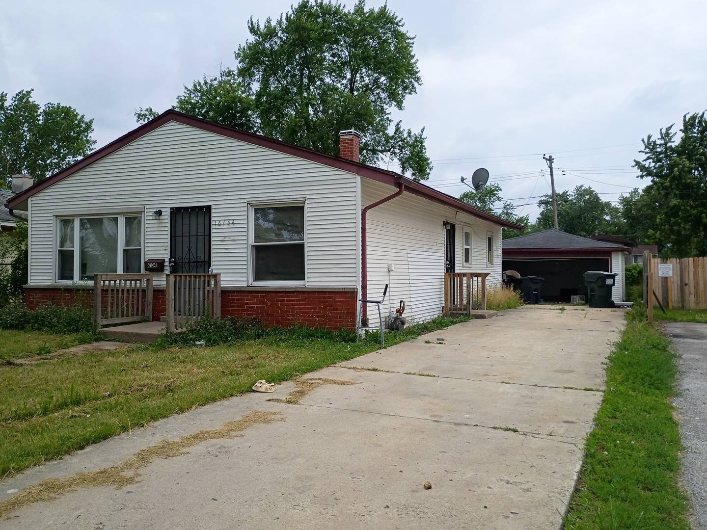 16134 Justine ST, Markham, IL 60428