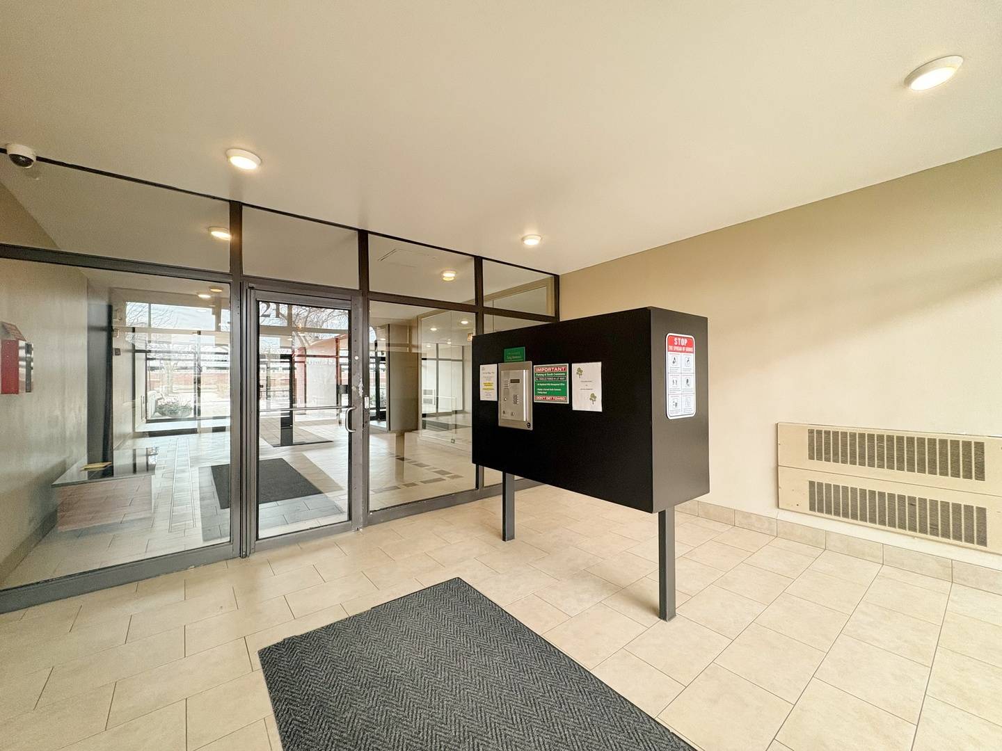 3021 S Michigan AVE #306, Chicago, IL 60616