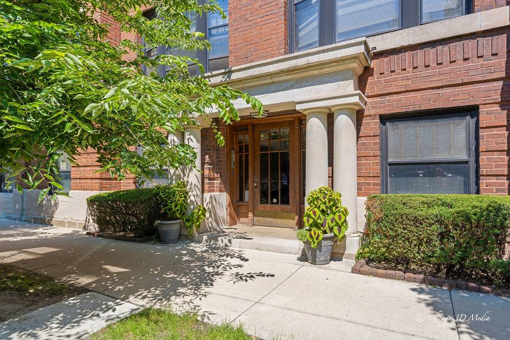 1334 W Birchwood AVE #2, Chicago, IL 60626