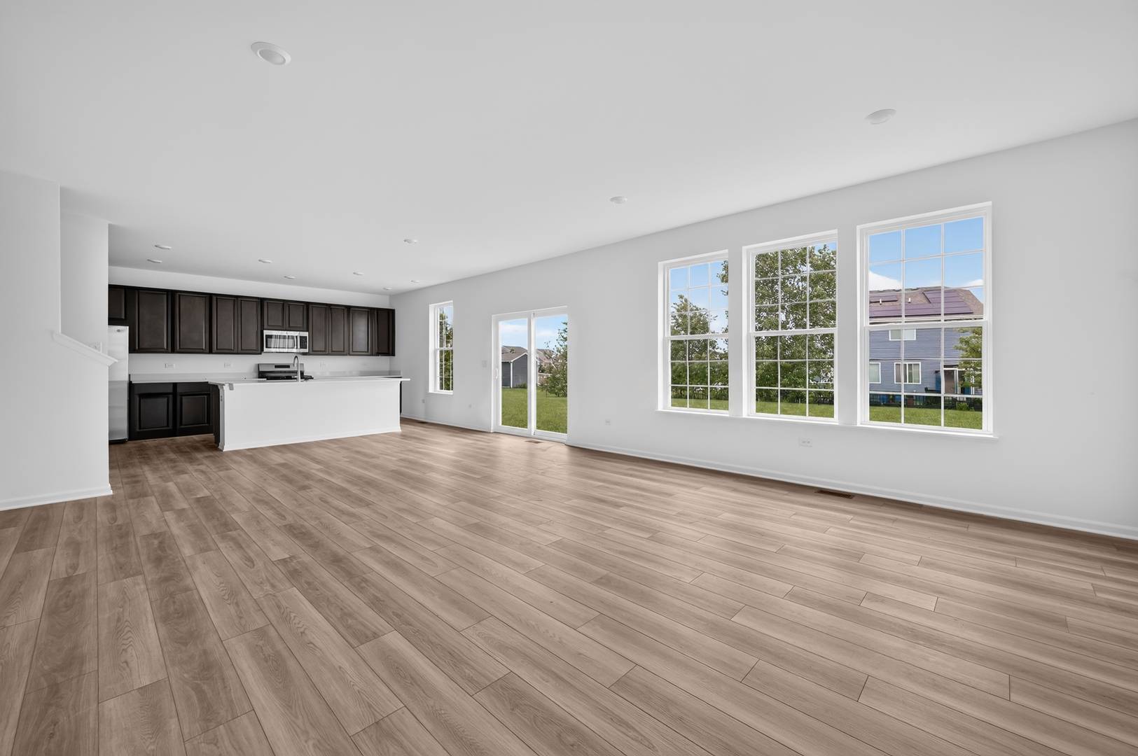 180 Blazing Star TRL, Oswego, IL 60543