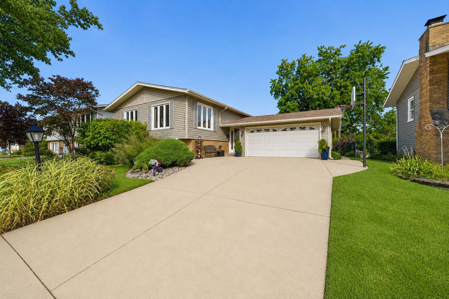 15440 Alameda AVE, Oak Forest, IL 60452