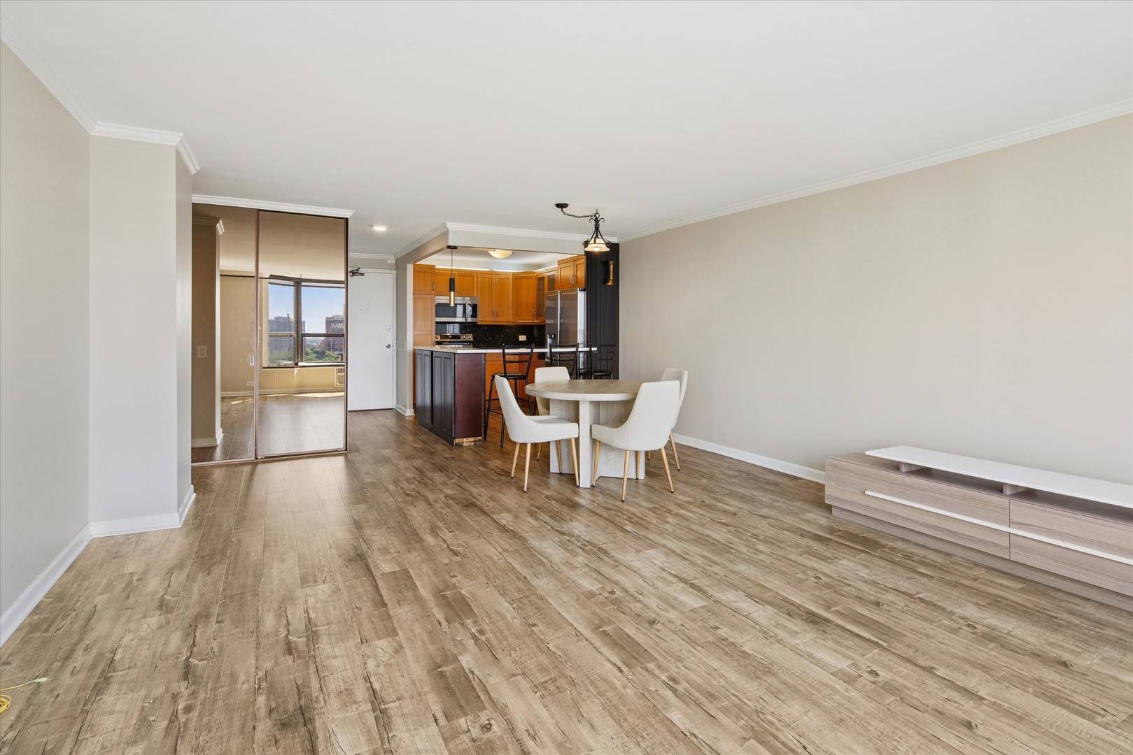 901 S PLYMOUTH CT #1101, Chicago, IL 60605